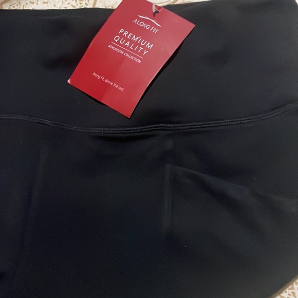 Along Fit Premium Leggings - Picture 7 of 9